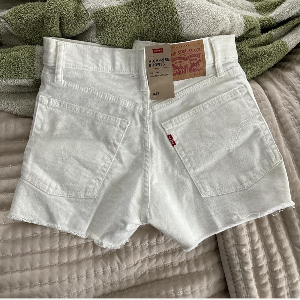 COPY - Levi shorts 🤍